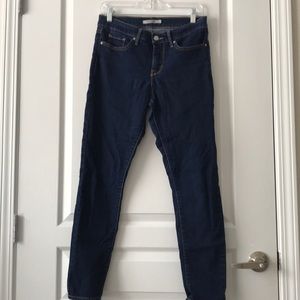 311 shaping skinny Levi’s size 29